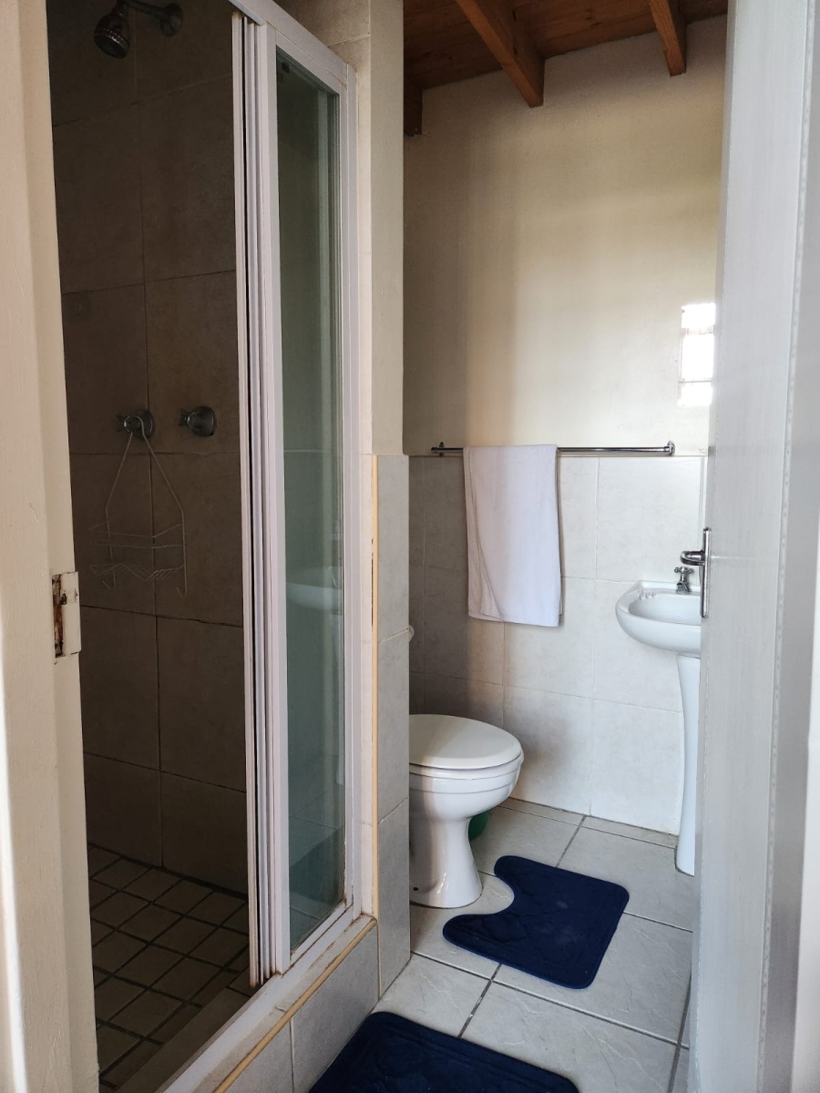 To Let 1 Bedroom Property for Rent in Bluewater Bay Eastern Cape